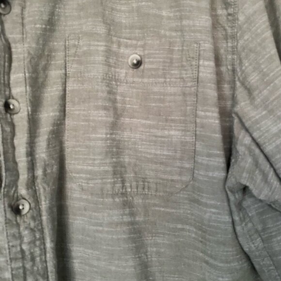 WOOLRICH Men’s Button Down Shirt - Picture 5 of 6